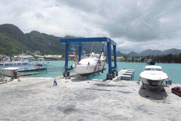 Best boat lift in Seychelles